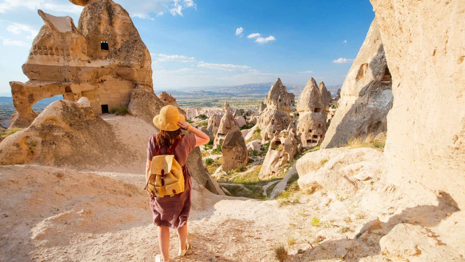 Epic Desert Hiking Adventures Around the World You Can't Miss