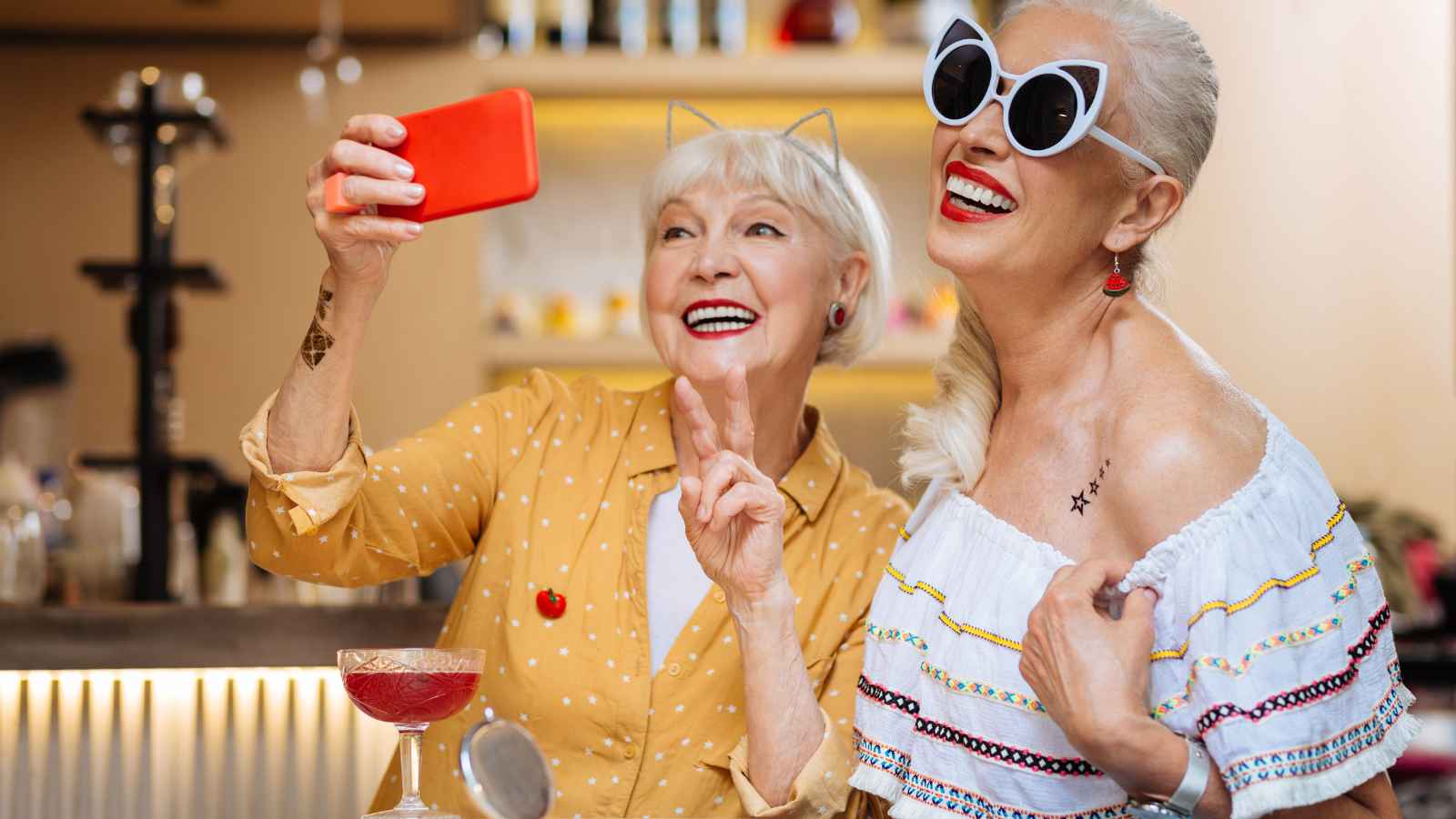17 Timeless Boomer Traditions We're Still Crazy About
