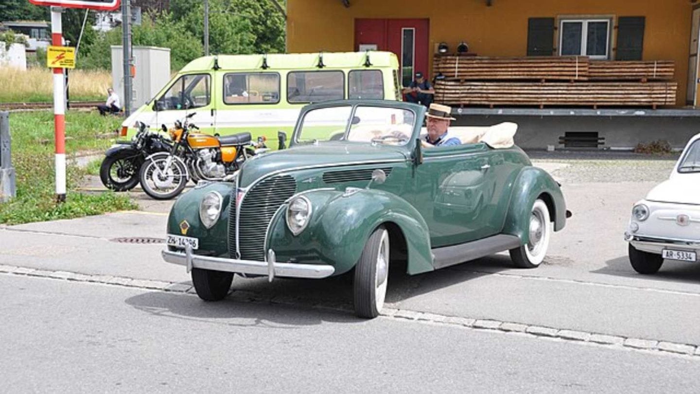 Outdated 1960s Hobbies Boomers Refuse to Let Die