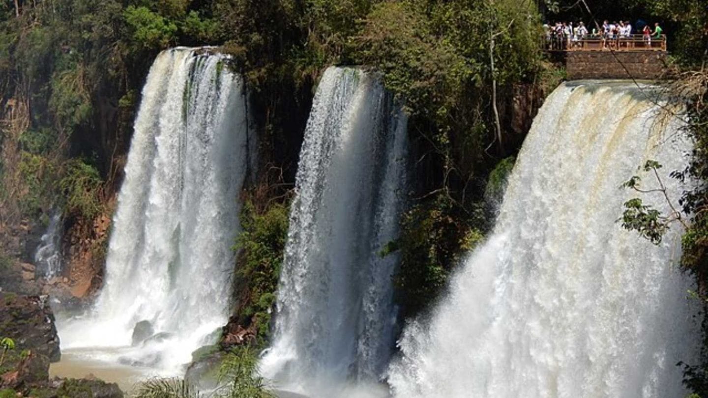 15 Breathtaking Destinations You Must Experience Before You Kick the Bucket