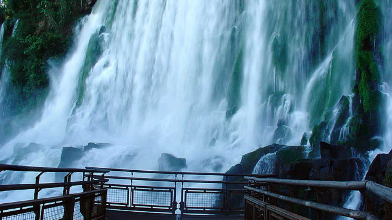 Breathtaking Destinations You Must Experience Before You Kick the Bucket