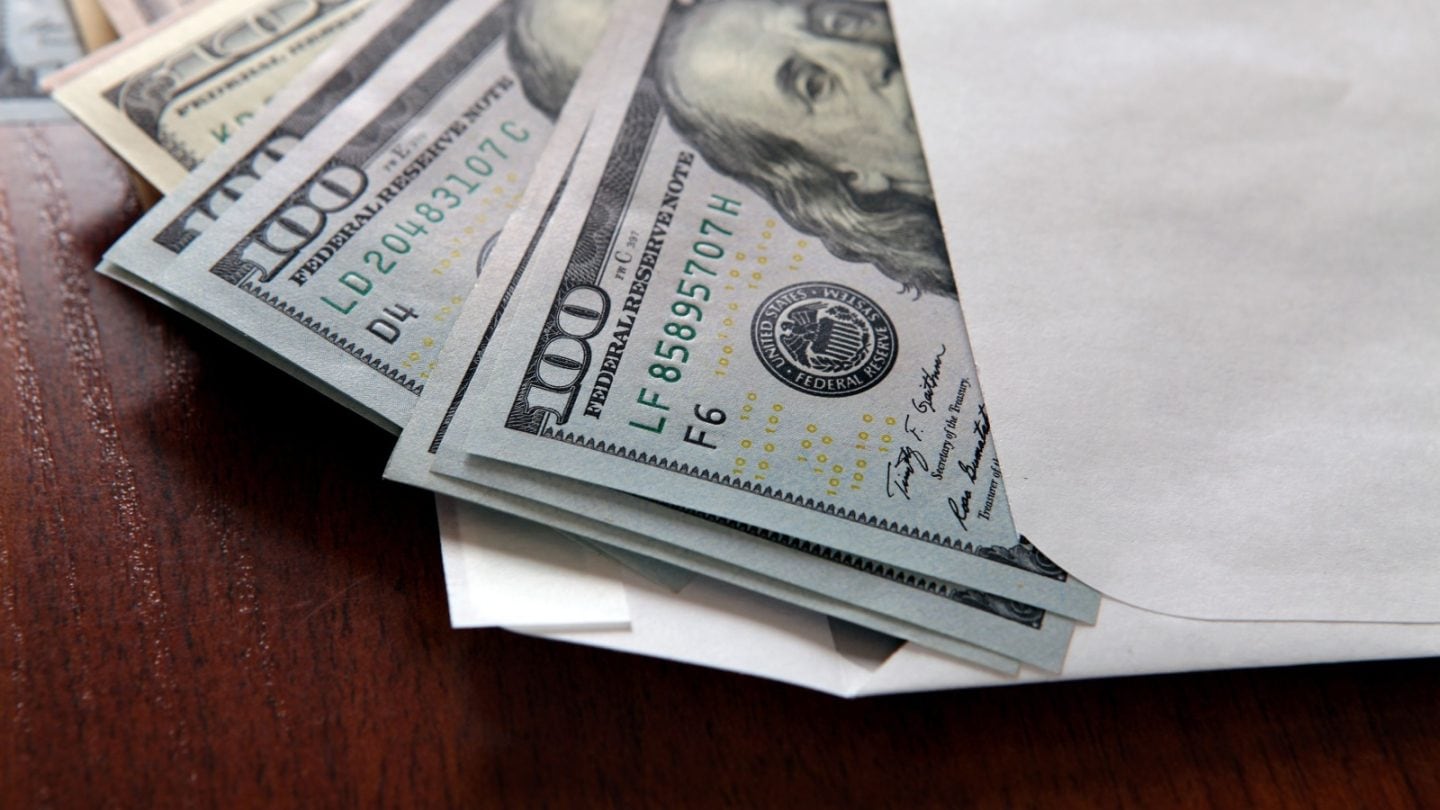 Travel Blunders That Could Empty Your Wallet