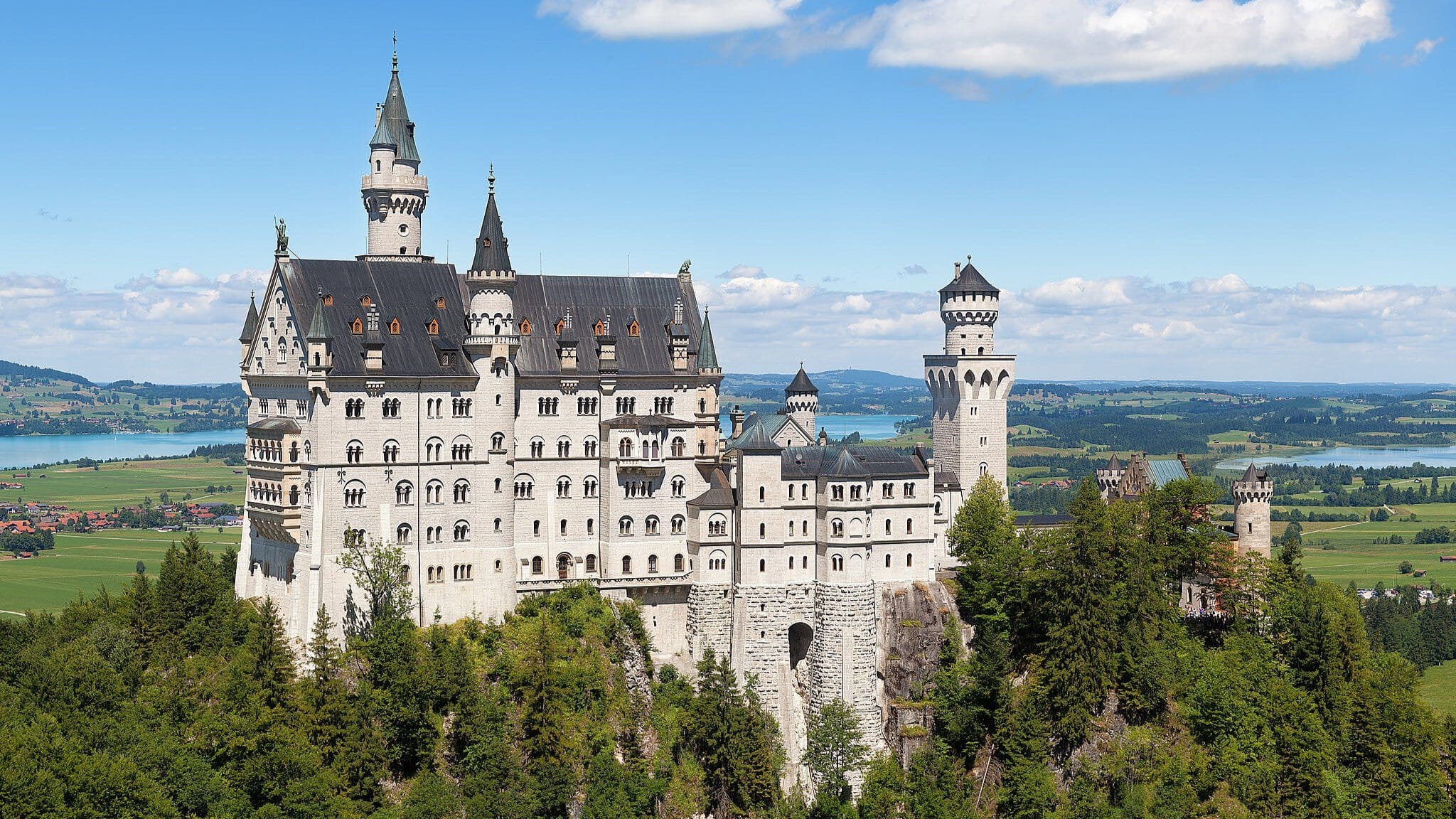 15 Creepy Castles That Look Cheerful During the Day