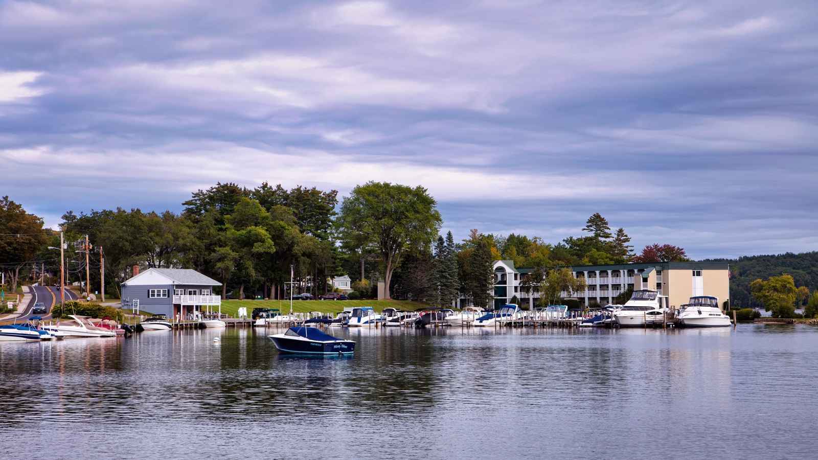 13 US Hotspots Where UFO Sightings Are Off the Charts