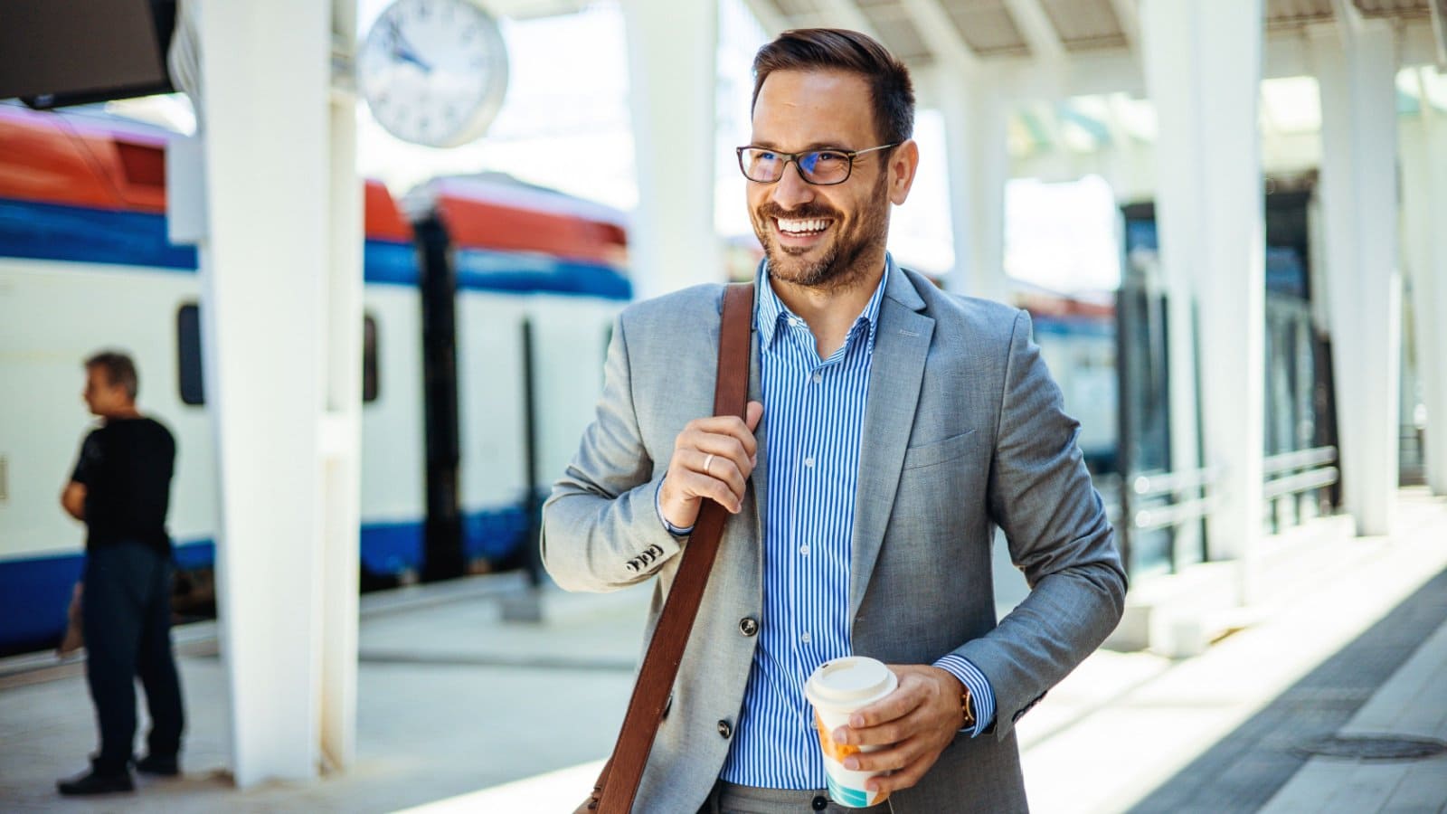 12 Must-Do Tips for Savvy Travelers When Booking Your Flight!