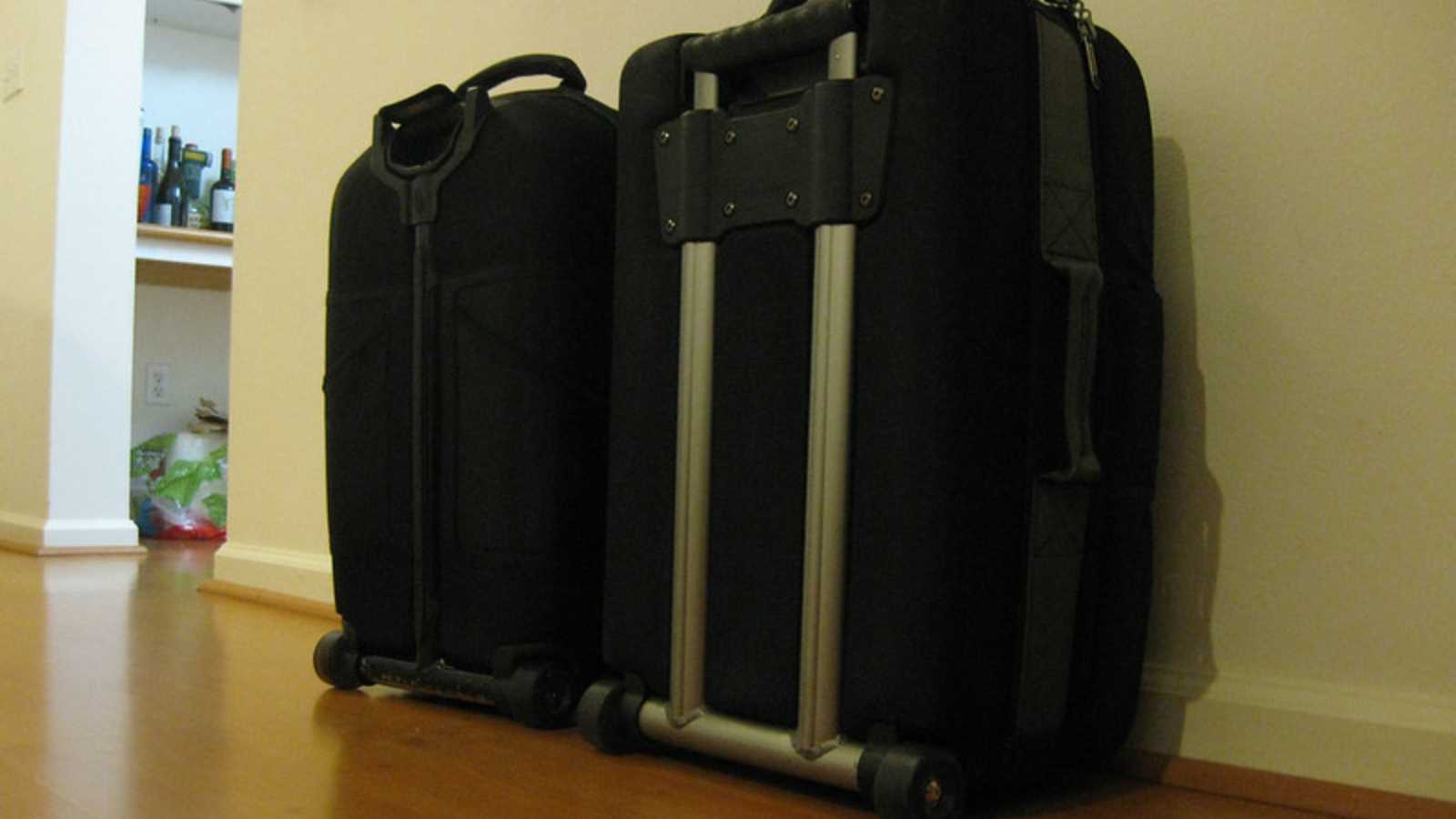 Things to Ditch Before Boarding a Plane