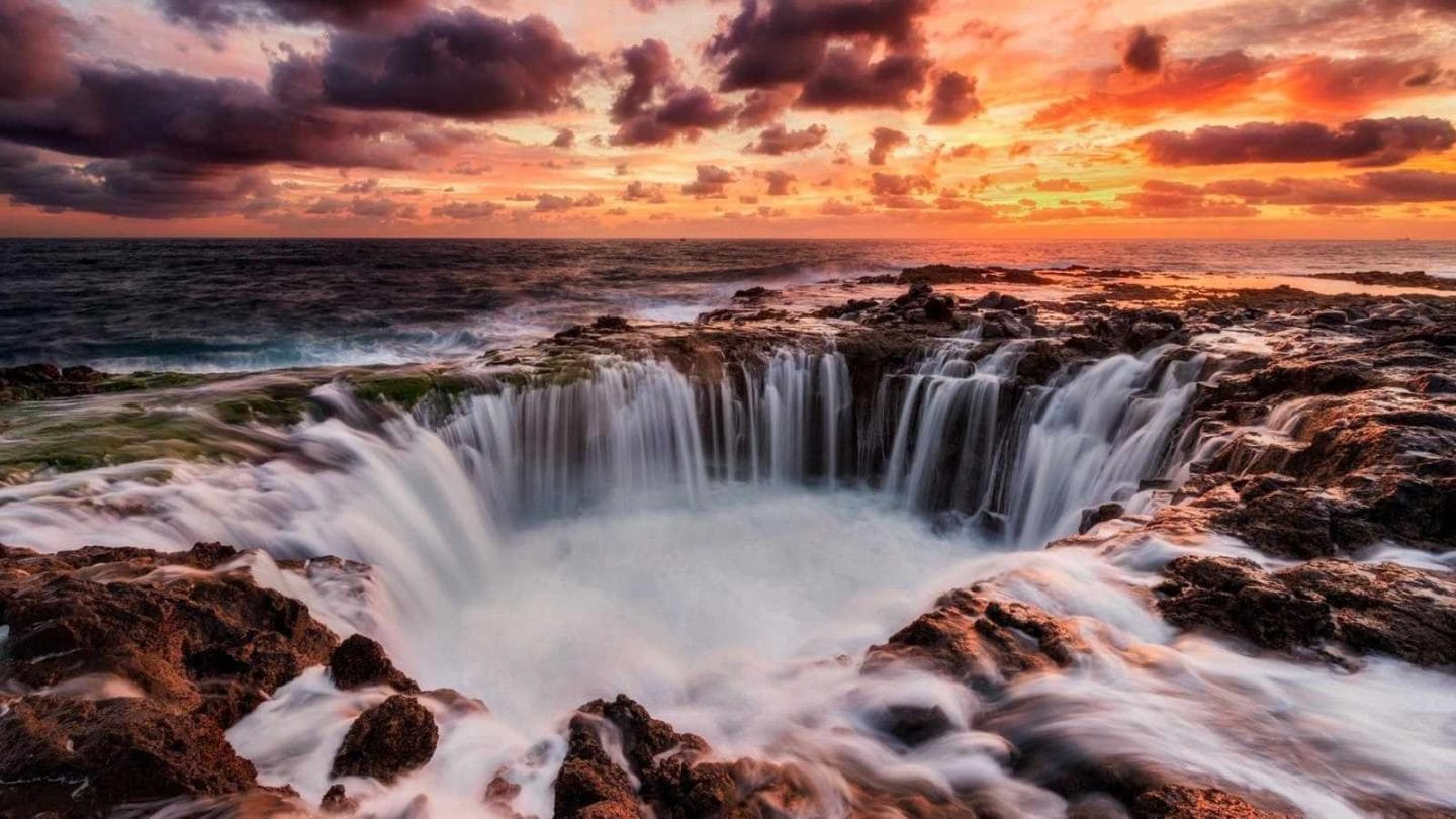 Thor's Well, Oregon