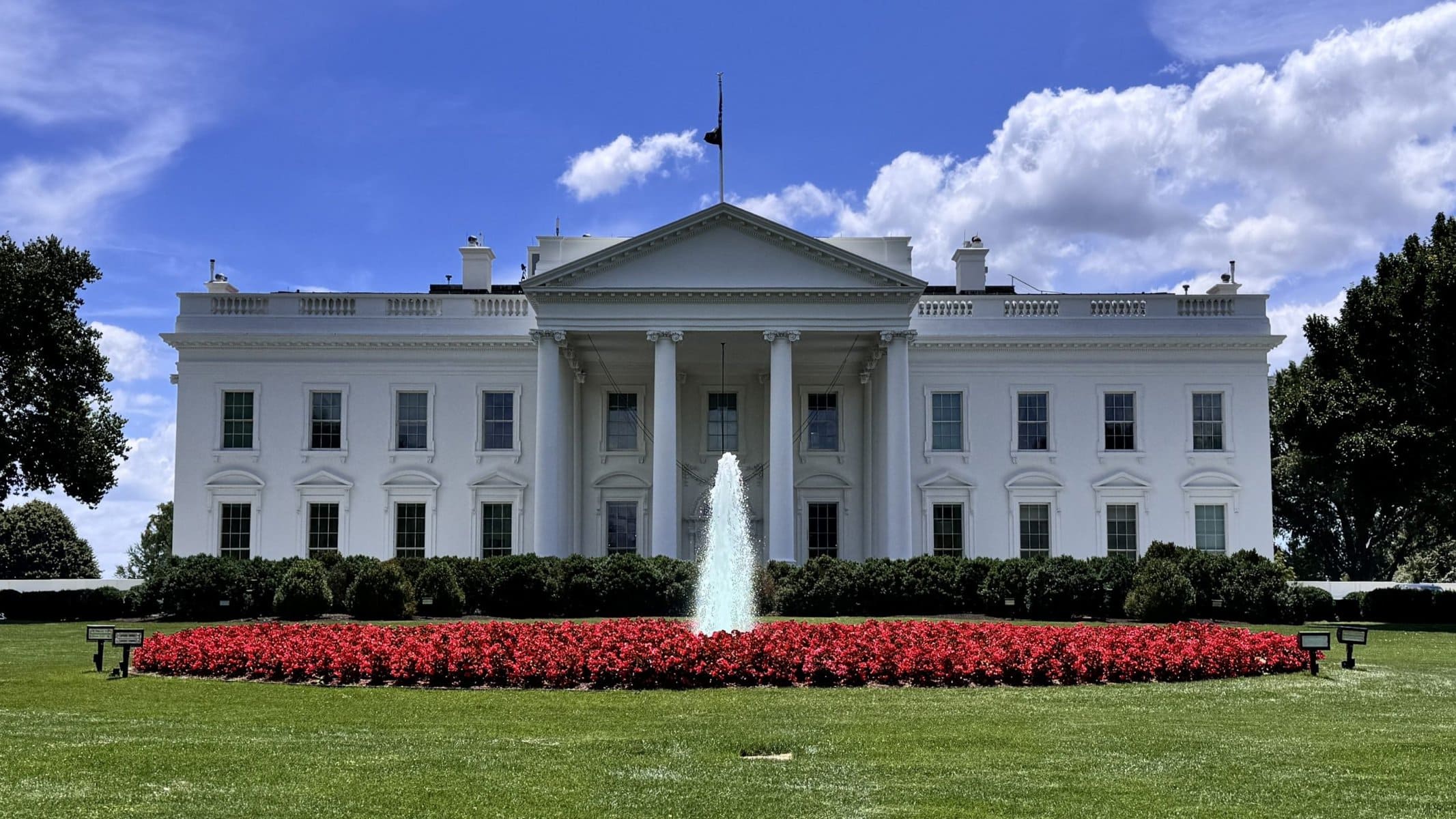 14 Haunted Places That Are Too Popular to Be Scary