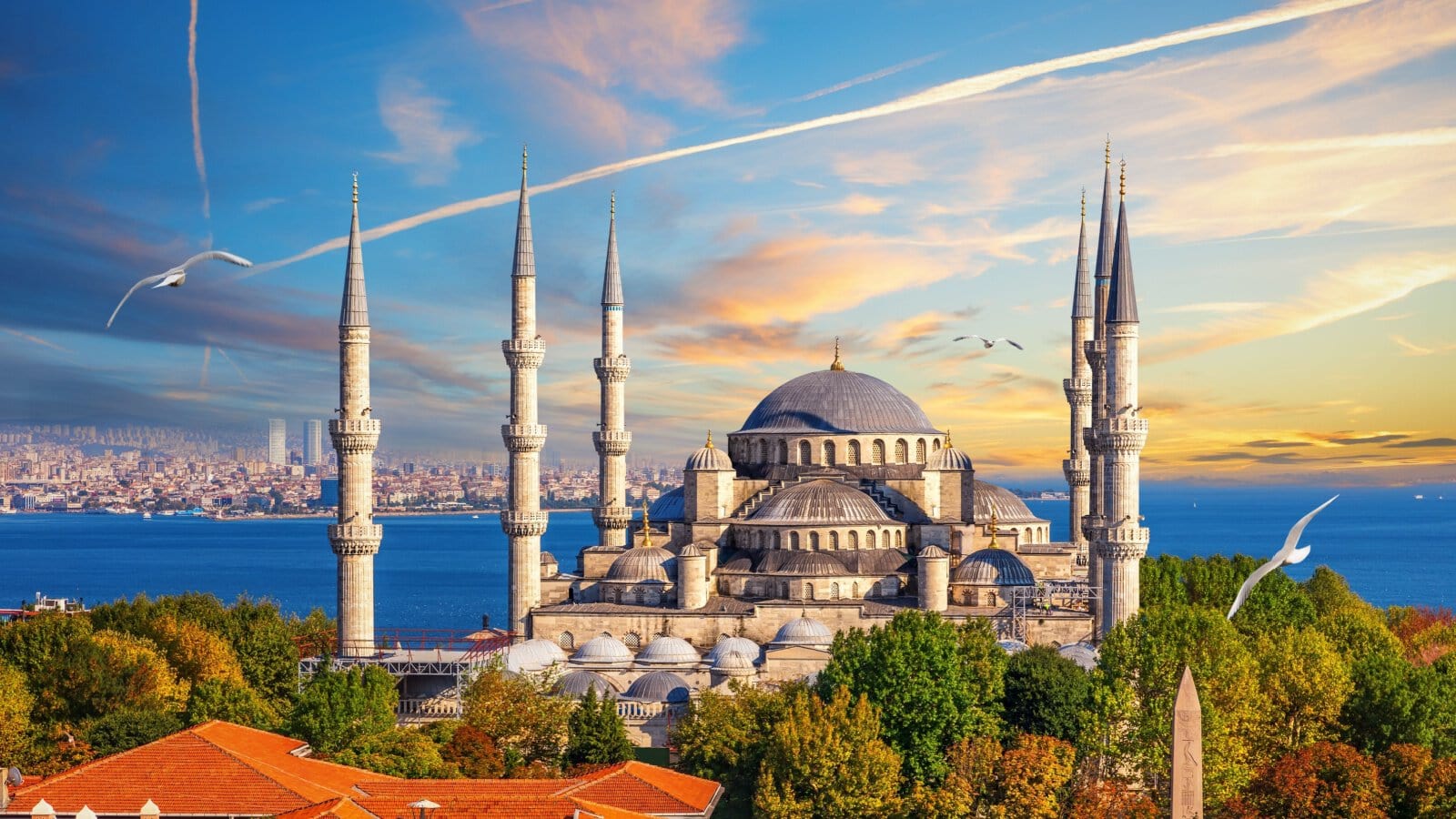 Iconic Cities You Thought Were Capitals – But They're Not!