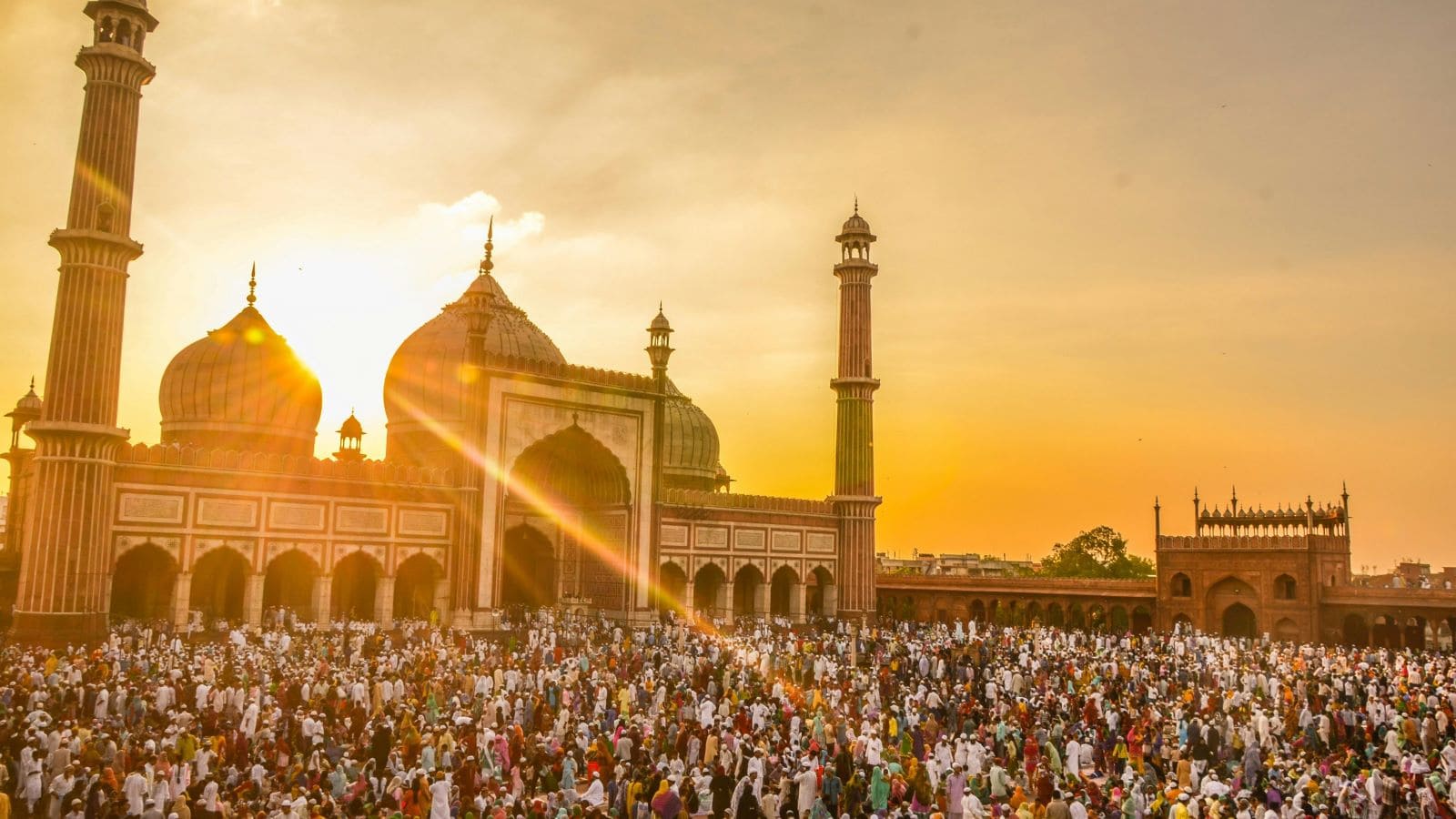 10 Overcrowded Cities That Are Less Fun Than You Think