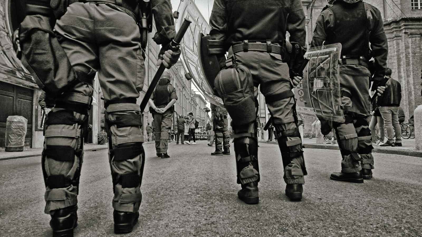 12 Controversial Things Cops Can Legally Do To You