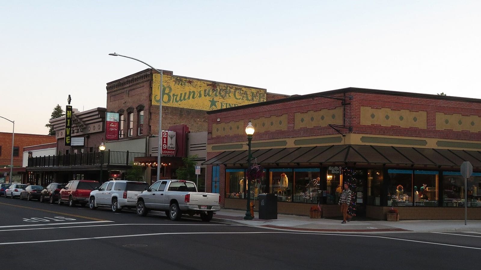 15 Charming Small Towns in the Northwest USA Perfect for Retirees