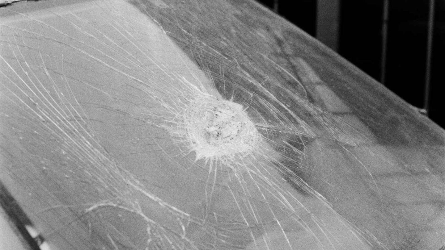 12 Simple Hacks to Eliminate Windshield Film and Keep It Spotless!