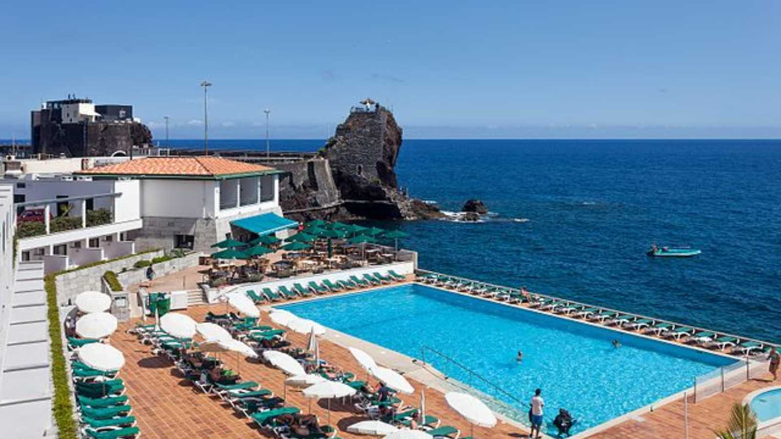 Explore the World's Safest Vacation Spots—Your Dream Getaway Awaits!  