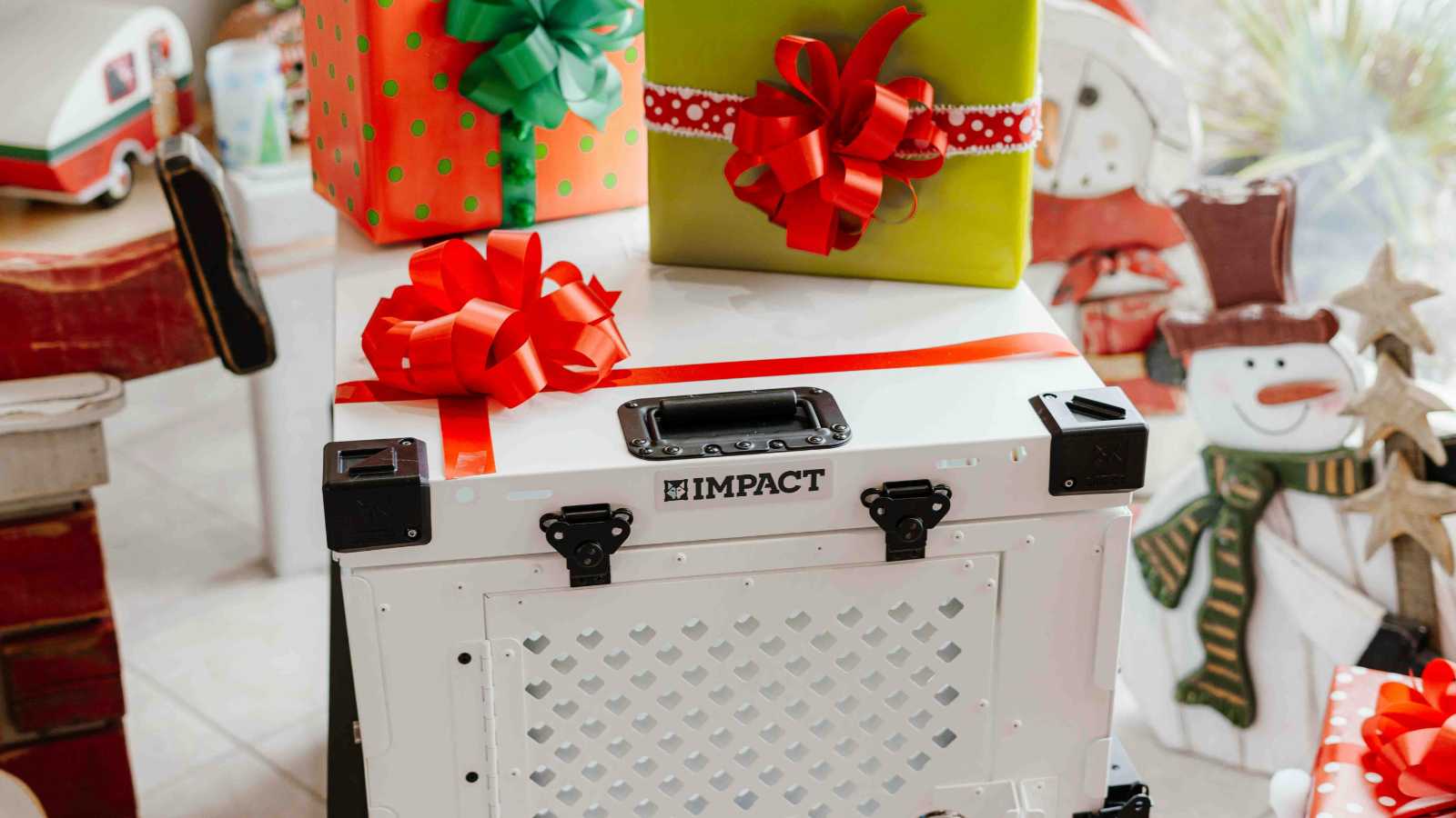Things That Are Actually OK to Re-Gift, According to Etiquette Experts