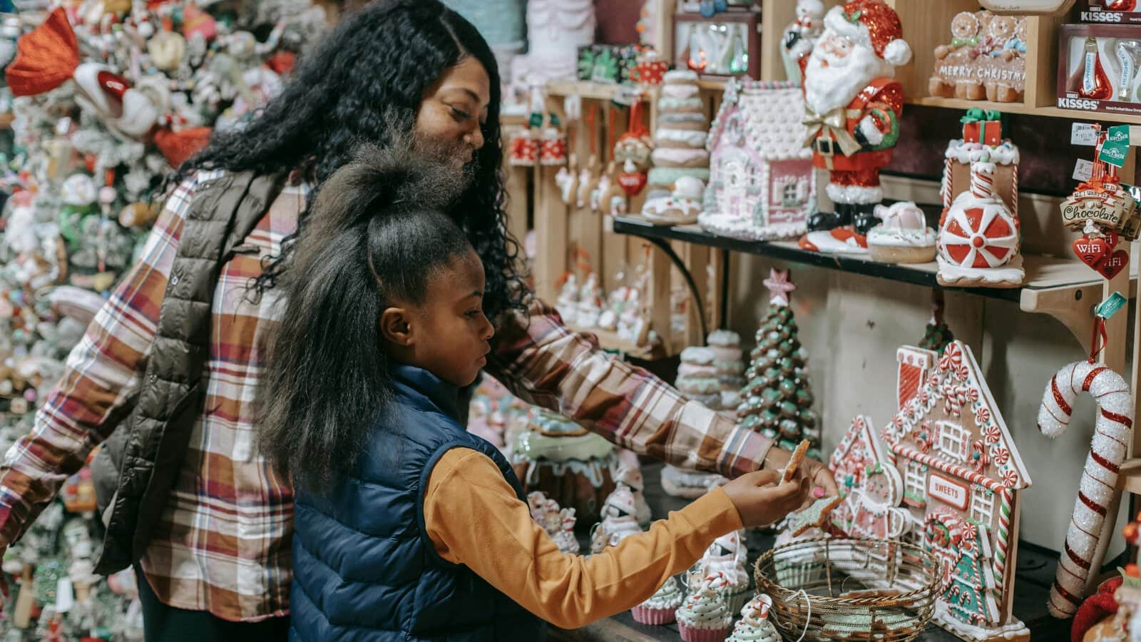 Spending Traps Every Traveler Should Know