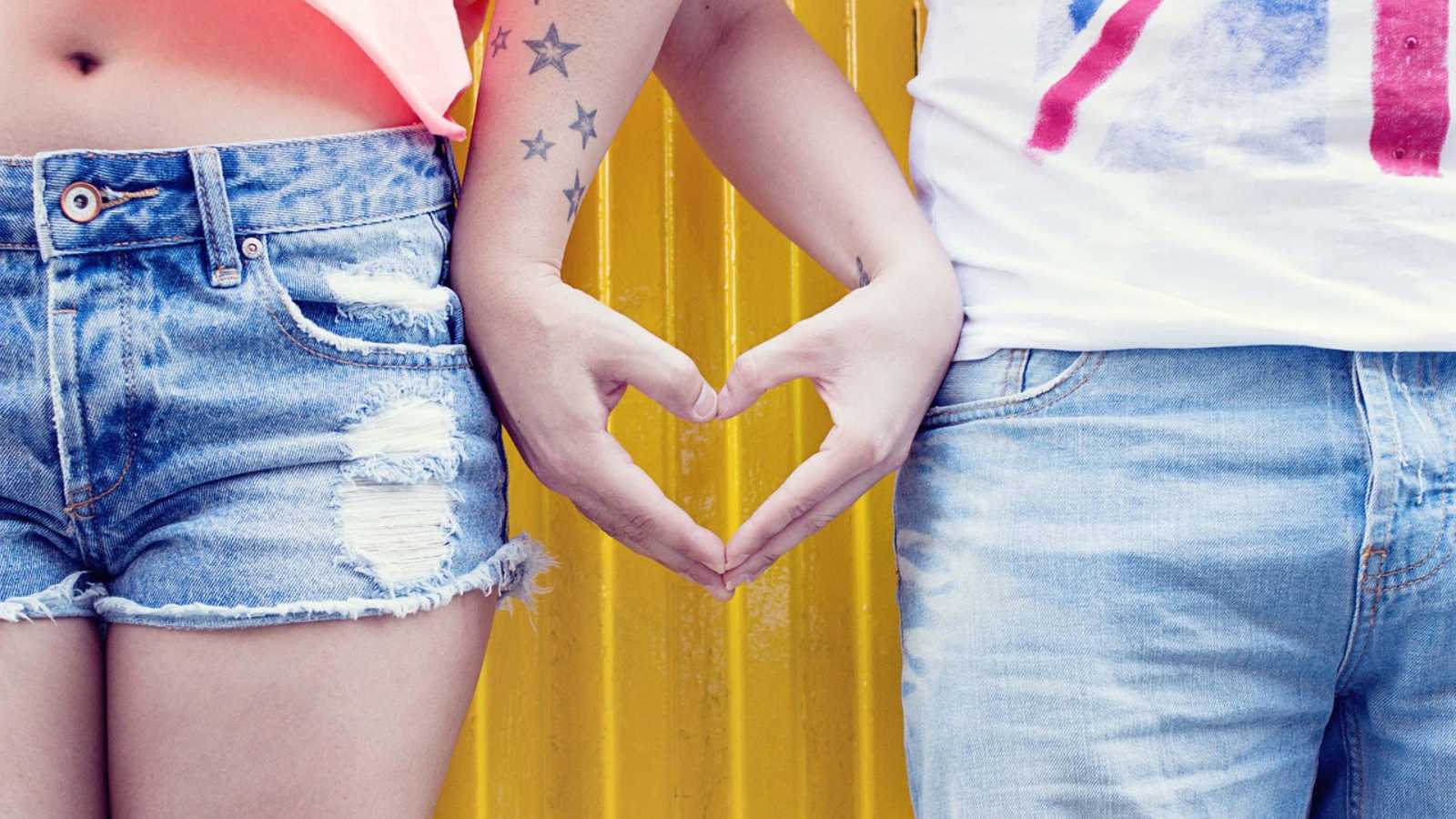 Heart-Melting Gestures Women Only Do for Their True Love!