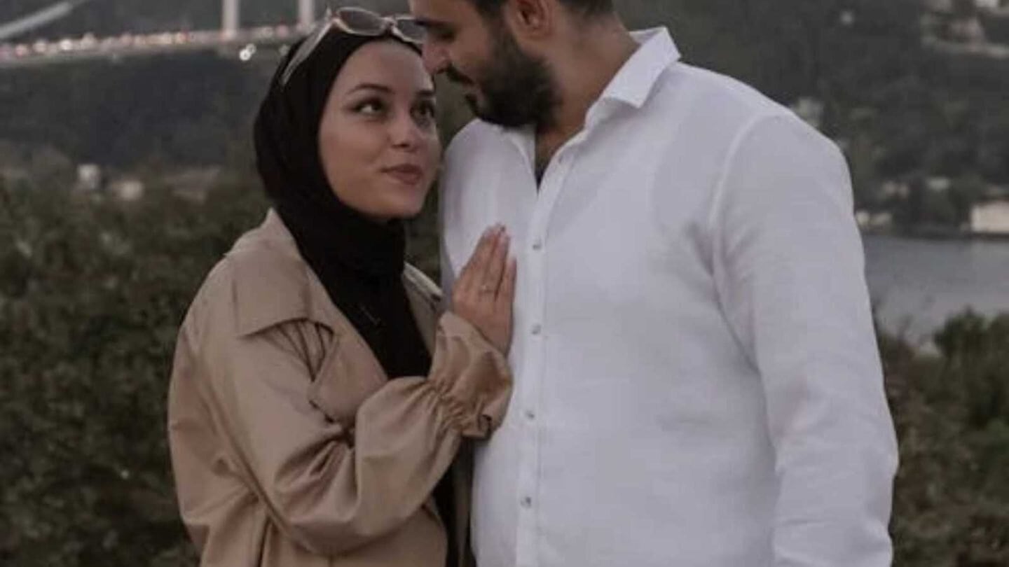 Heart-Melting Gestures Women Only Do for Their True Love!
