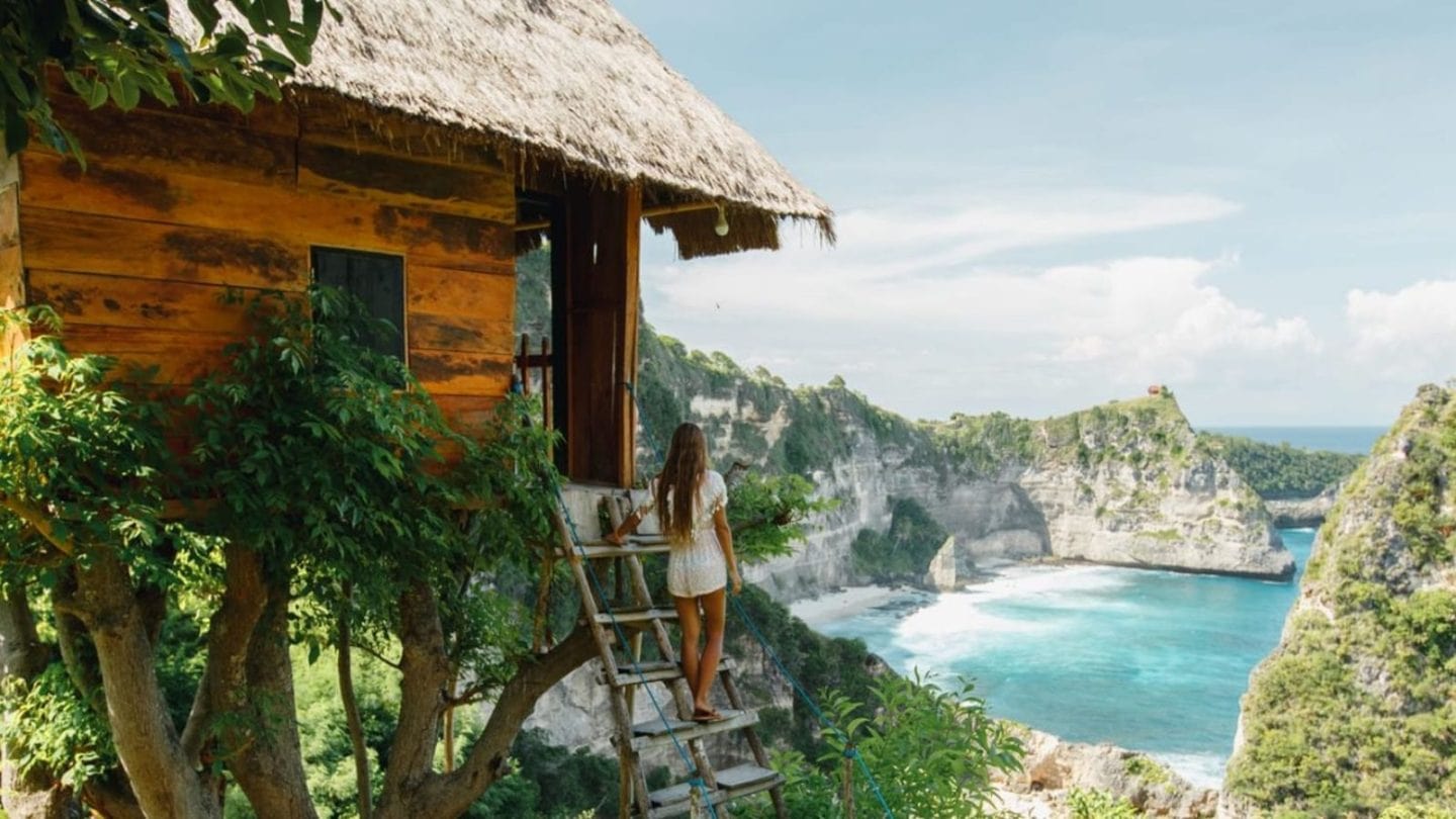 12 New Travel Rules to Boost Your Holiday Budget