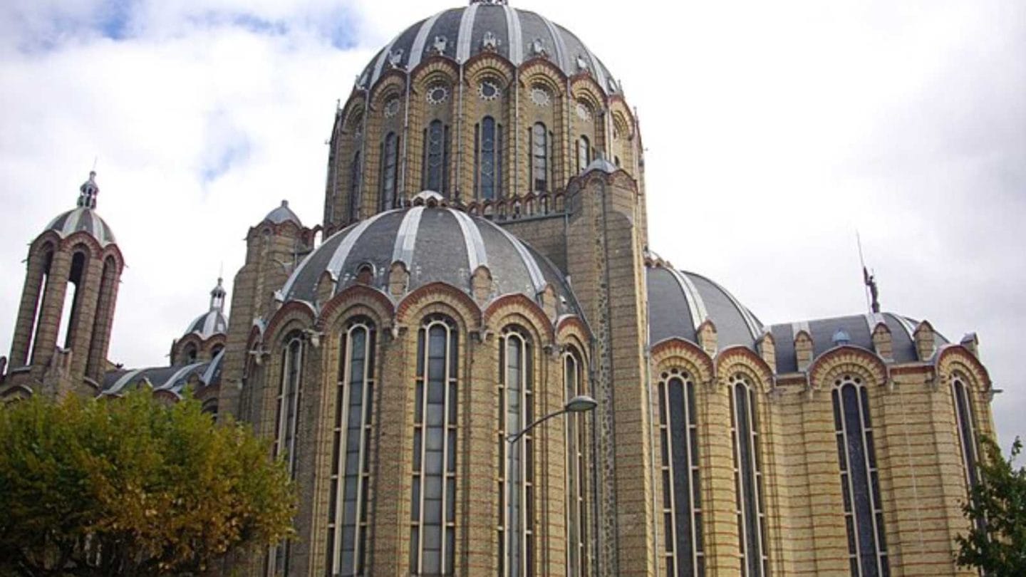 Paris Churches That Will Leave You Speechless With their Awe-inspiring Beauty