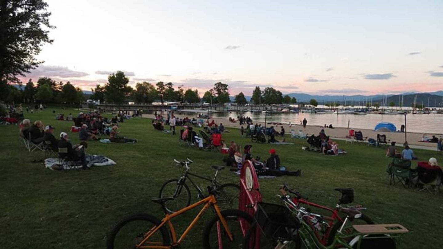 Stunning Lake Towns That Belong on Your Travel List ASAP