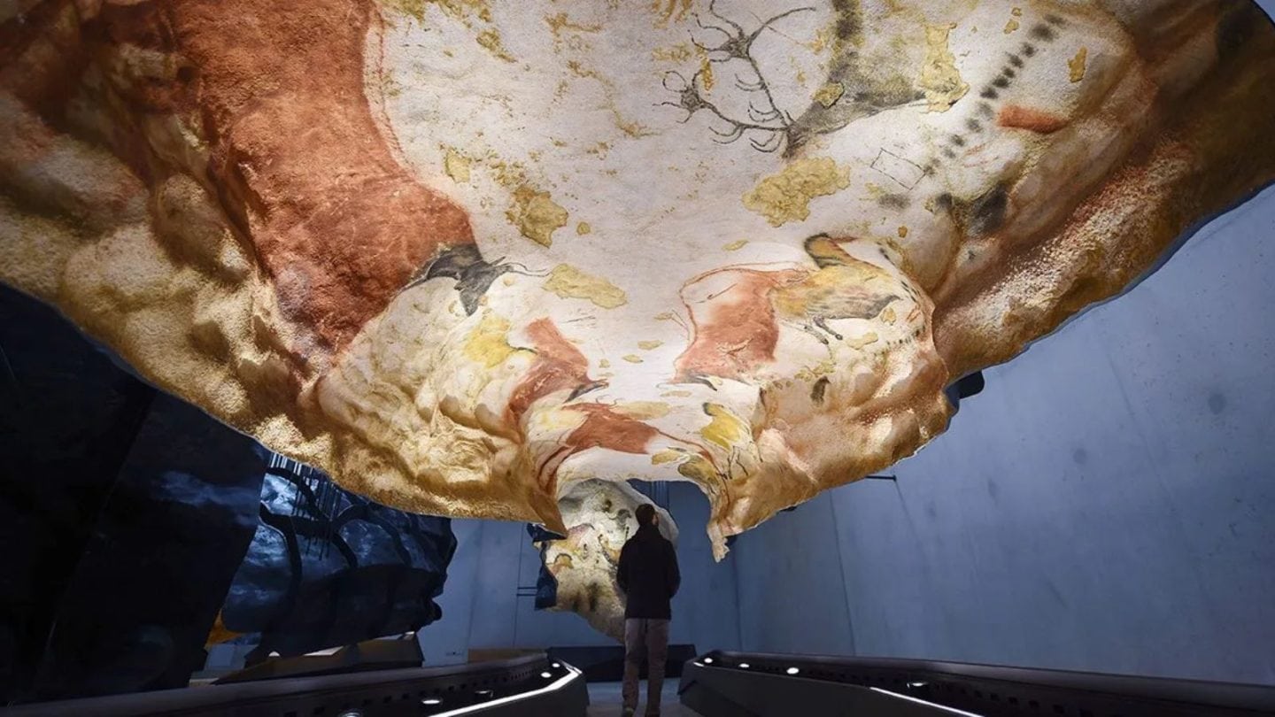 Amazing Places That No Longer Exist Because Tourists Destroyed Them