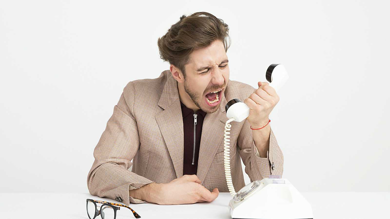Red Flags That Scream Bad Hotel Experience 