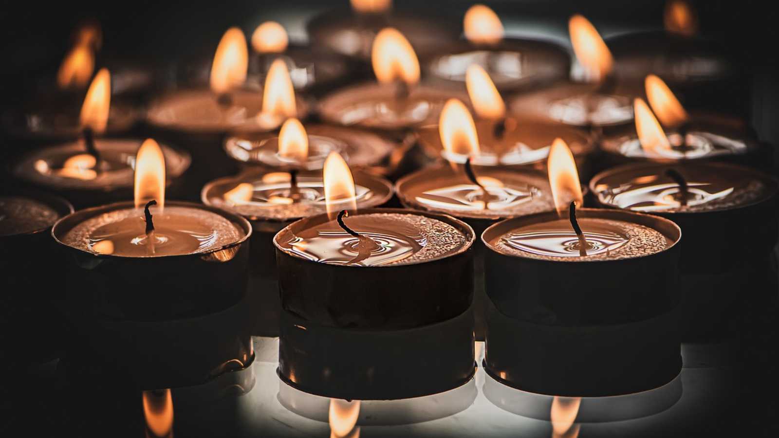 Things That Are Actually OK to Re-Gift, According to Etiquette Experts