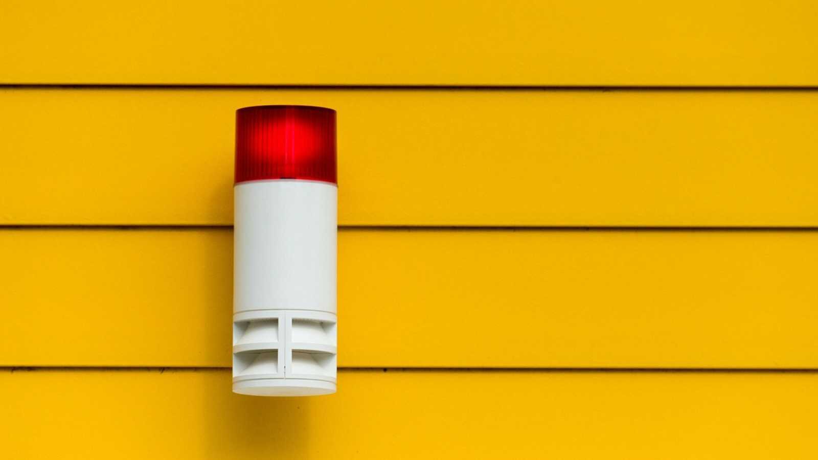 Game-Changing Safety Tools Every Solo Traveler Needs