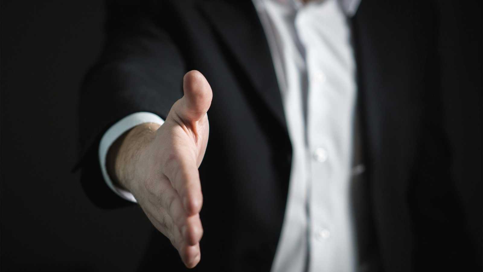 Warning Signs of Travel Scams You Must Know