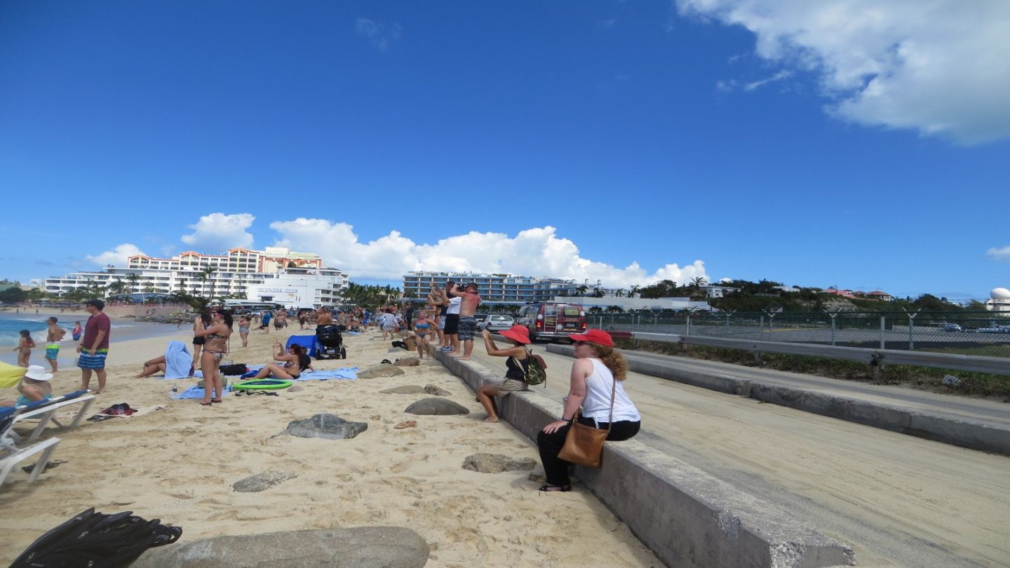 Maho_Beach_St_Maarten
