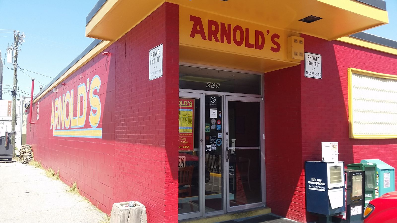 Must-Visit Diners, Drive-Ins, and Dives Across the U.S.