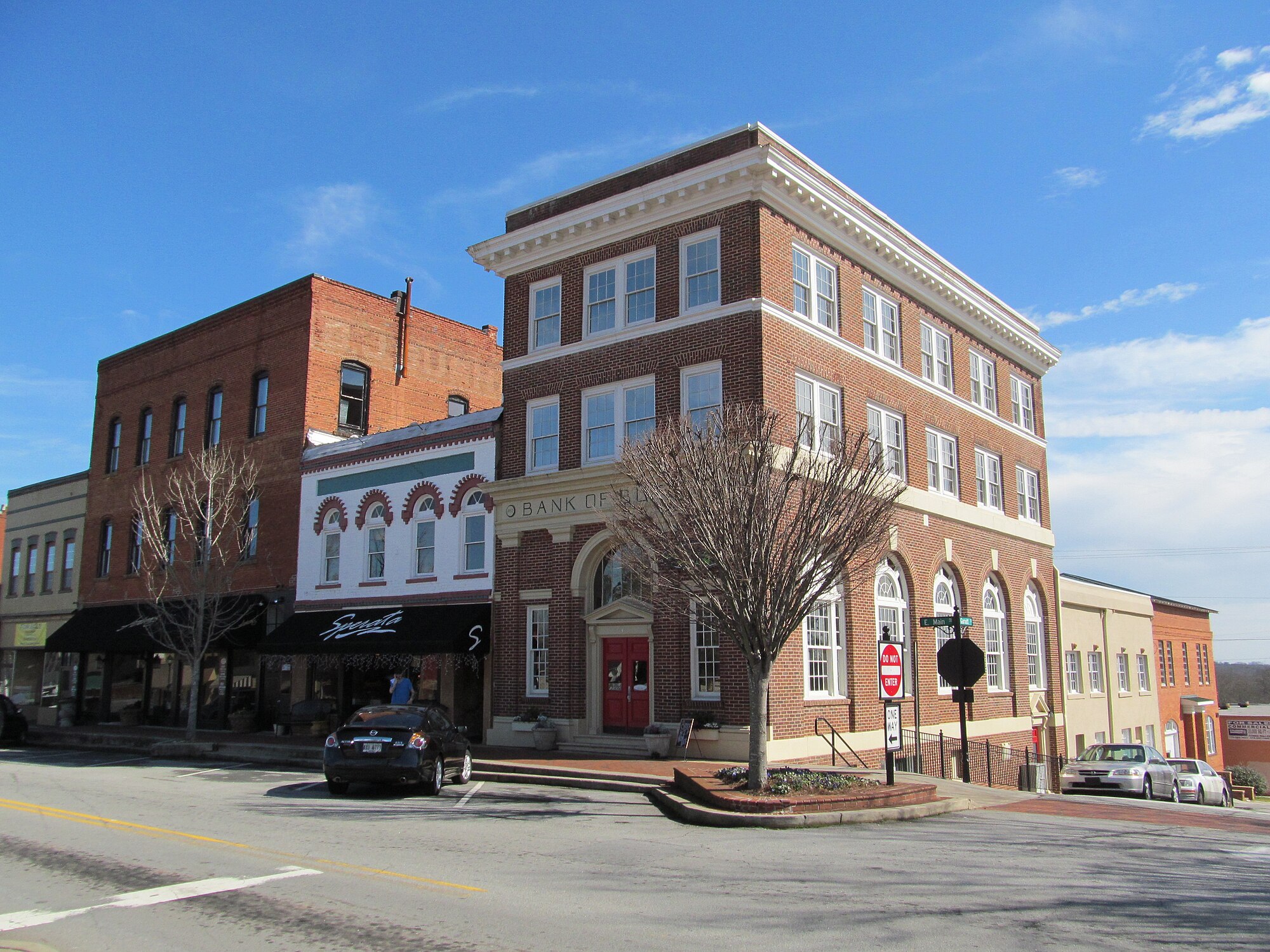 15 Small Towns in America Where Outsiders Aren’t Exactly Welcome