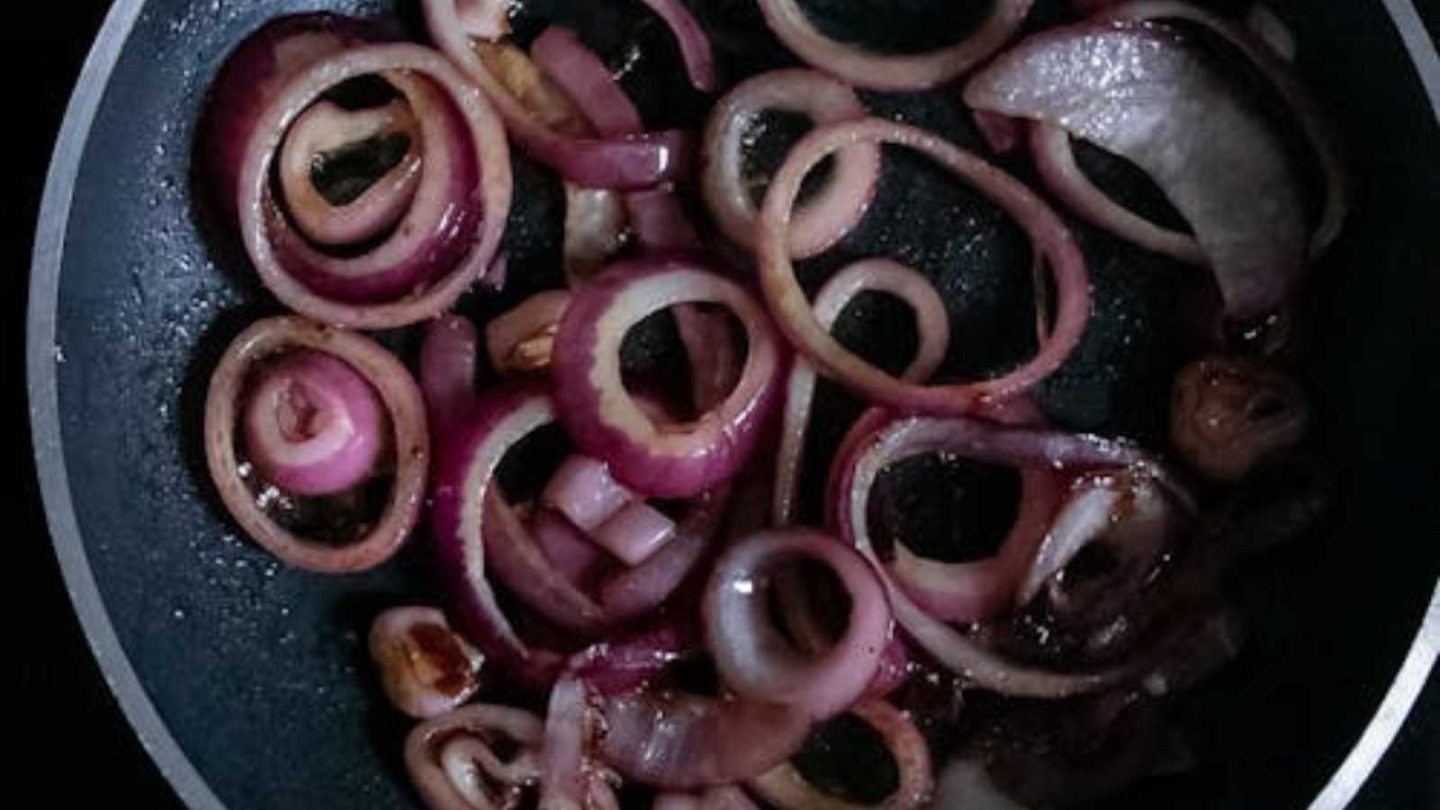 17 Genius Cooking Hacks to Whip Up Quick and Easy Meals in No Time