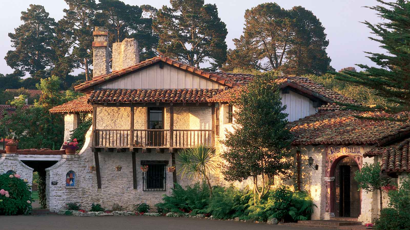 10 Places You Should Skip with Kids & 10 That Are a Perfect Fit for Family Travel  