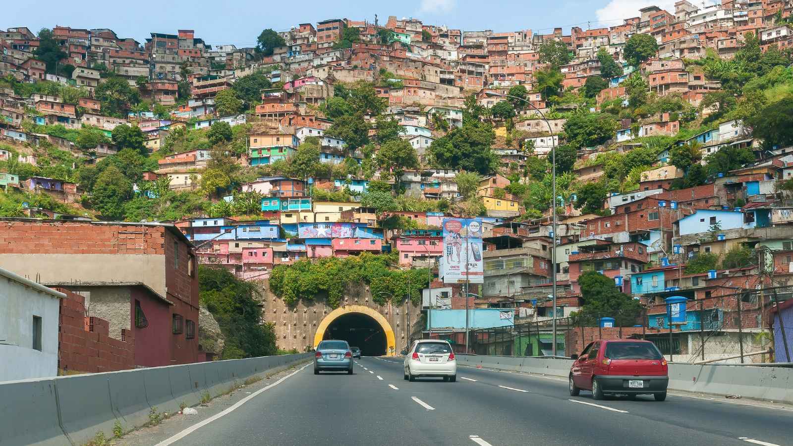 17 of the World’s Most Dangerous Cities You Need to Know About (Including 6 in the US)