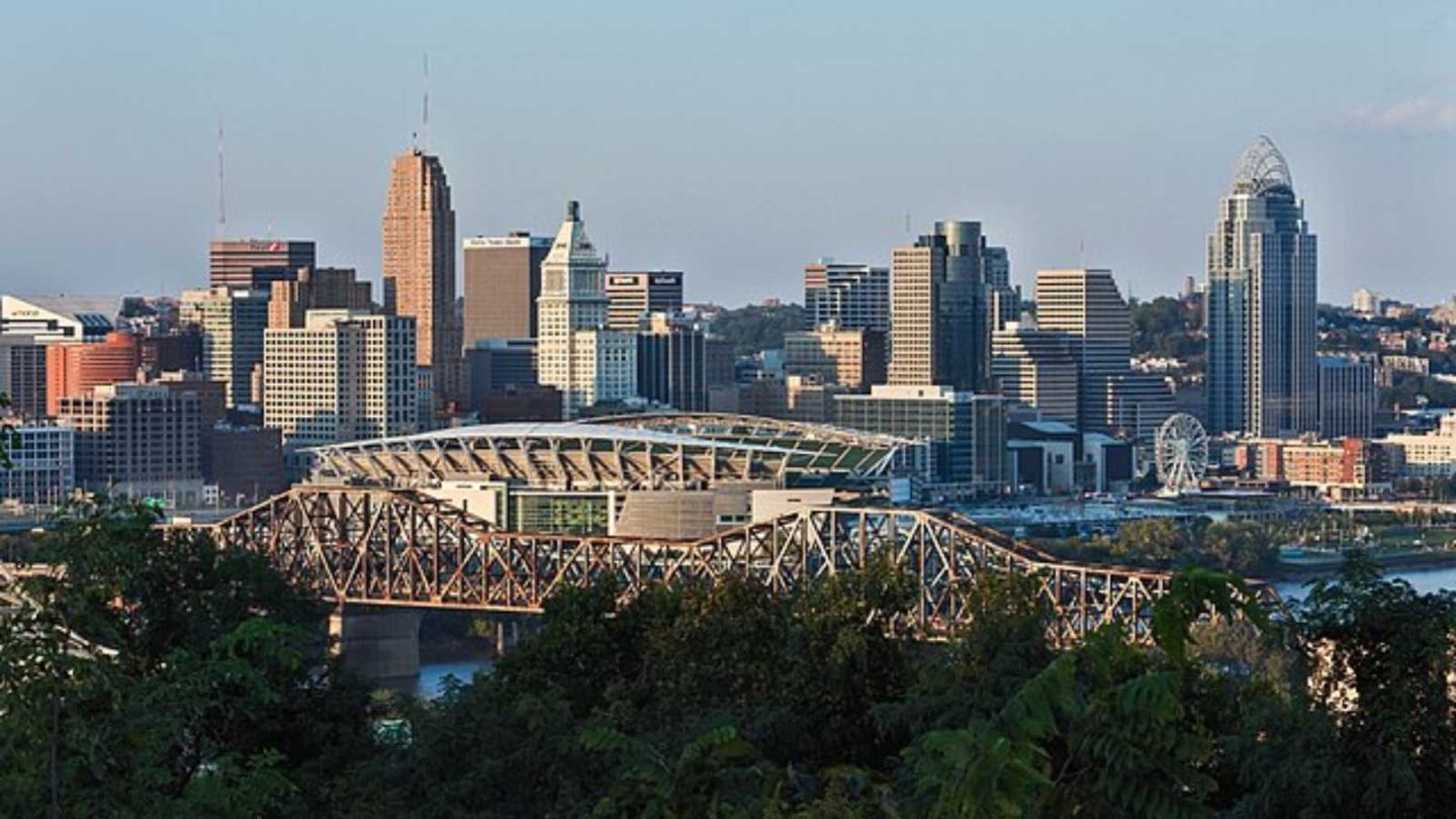 Top U.S. Cities Where Singles Are Thriving and Loving Life