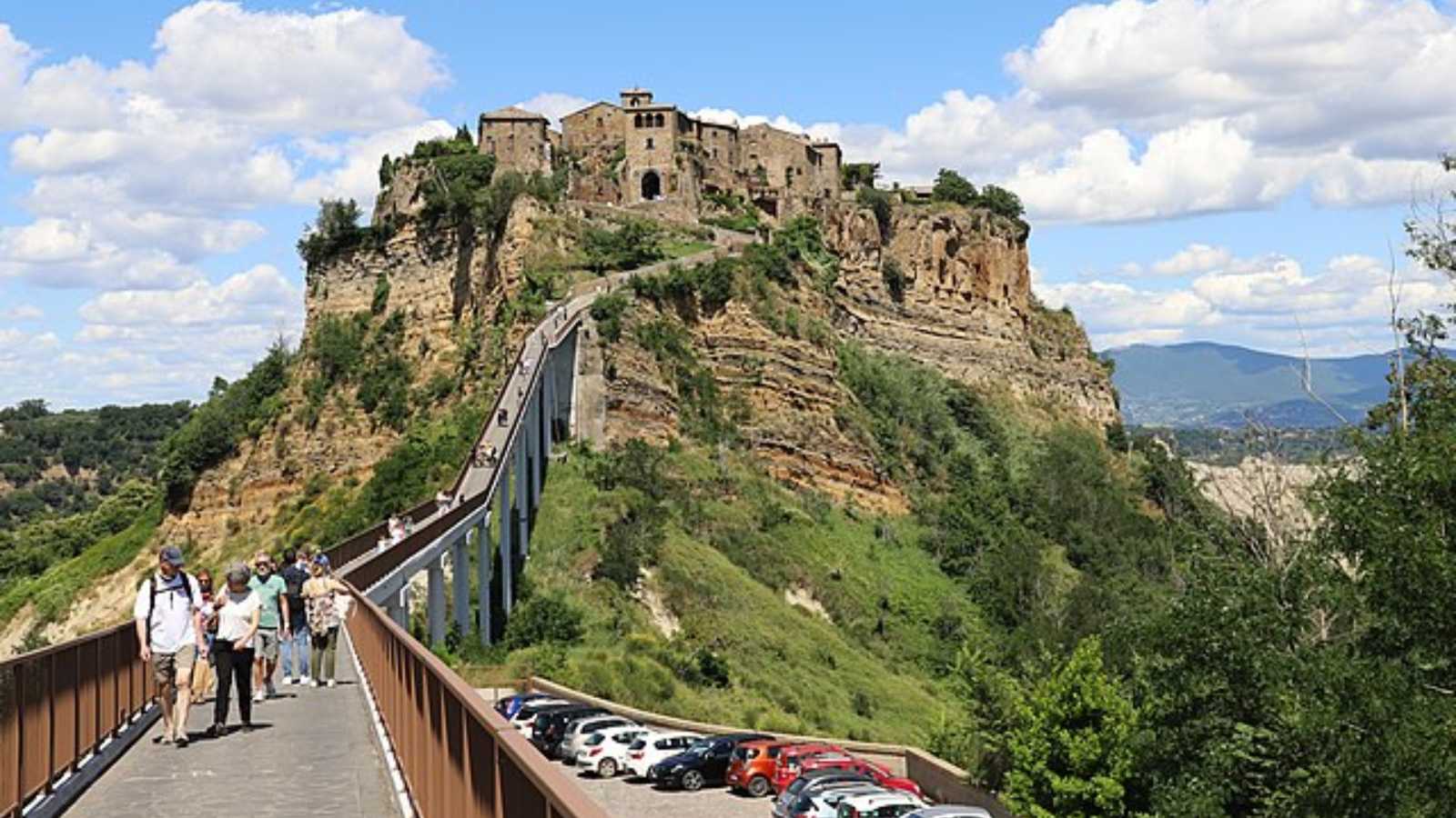 Picturesque European Towns Nestled in the Mountains
