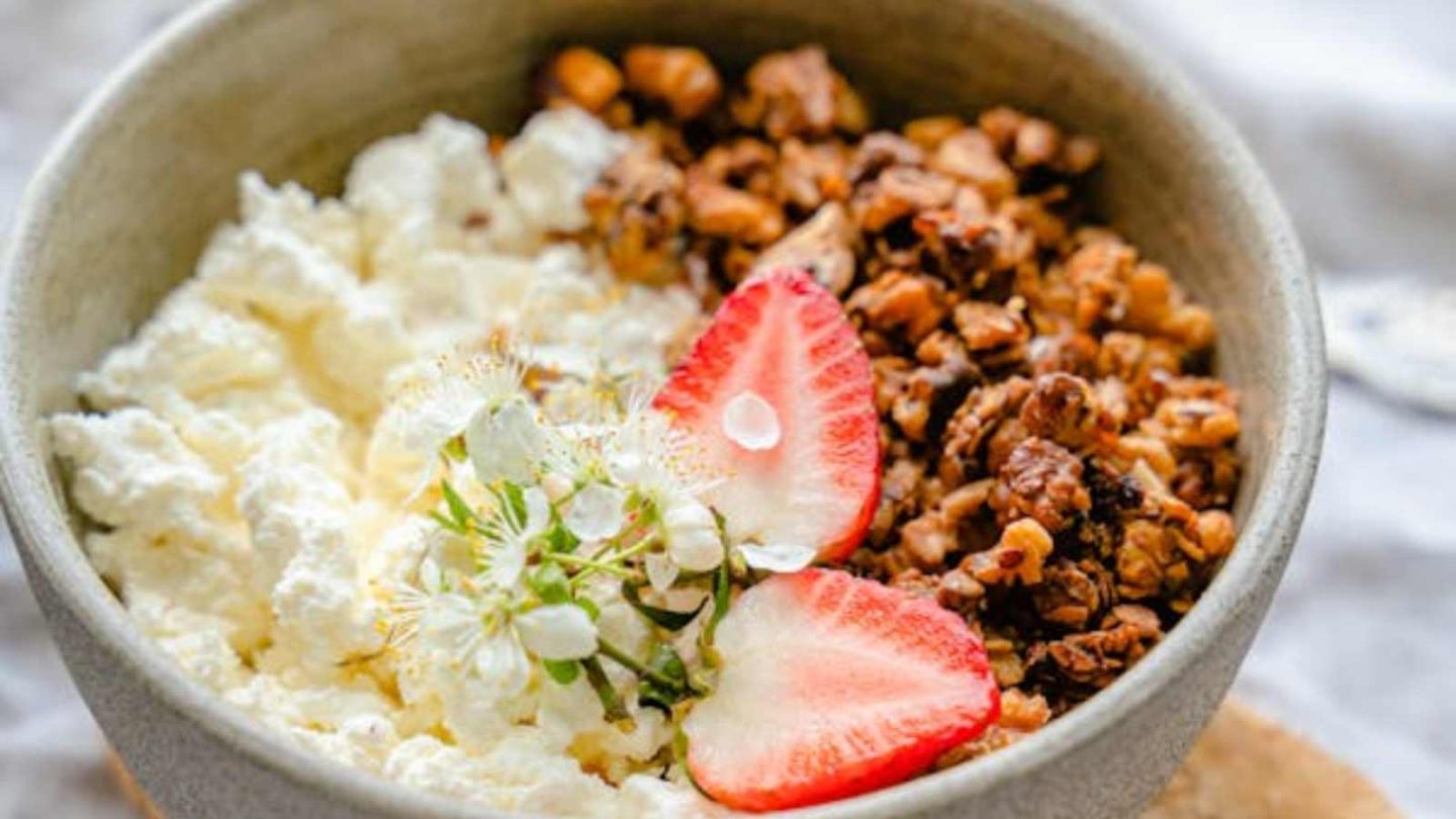 Insanely Easy Breakfast Ideas You Can Make Without a Recipe