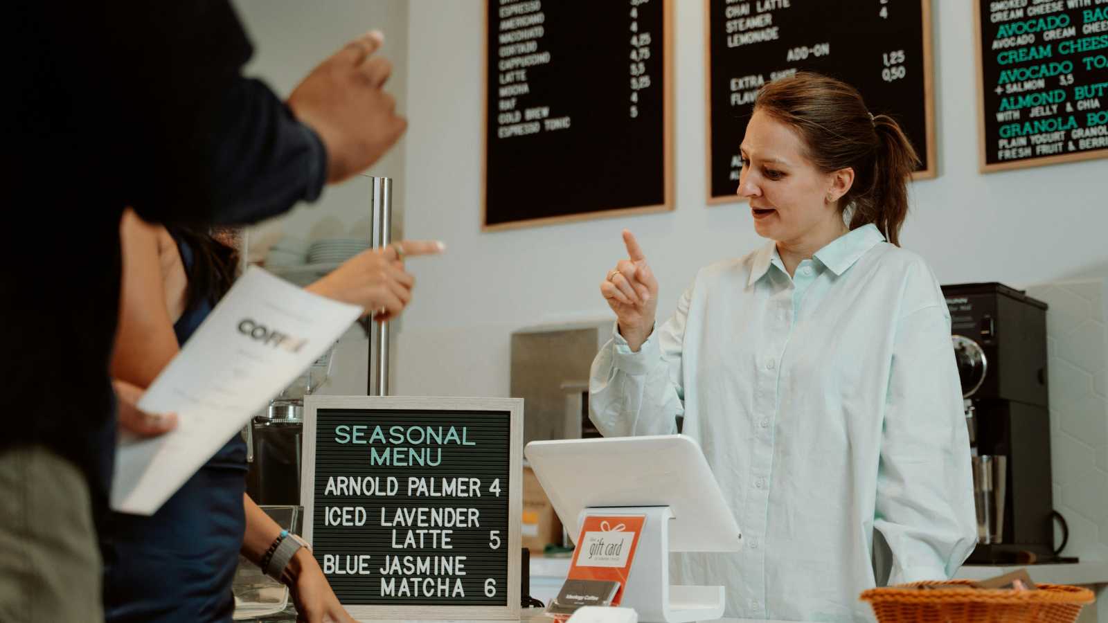 Places You Should Never Leave a Tip – It Could Cost You More Than You Think!