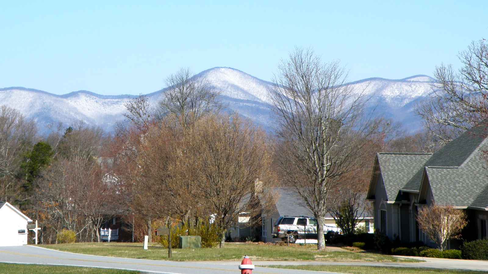 15 Gorgeous Mountain Towns That Won’t Break the Bank