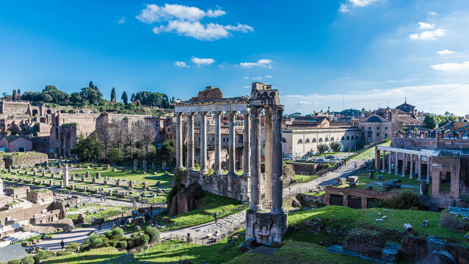 10 Ancient Buildings in Italy That Still Stand Tall After Centuries