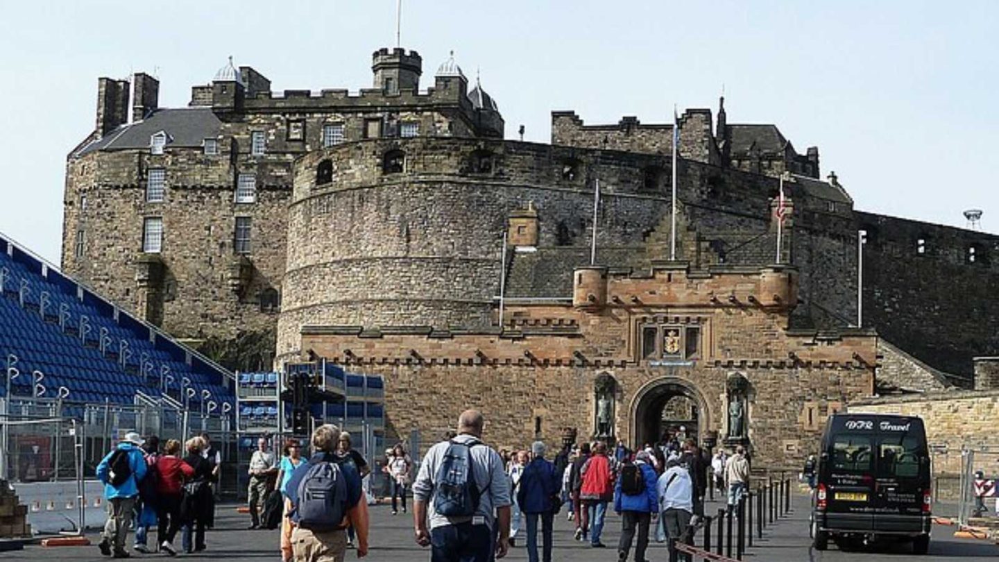 Breathtaking Castles Around the World You Simply Have to See to Believe