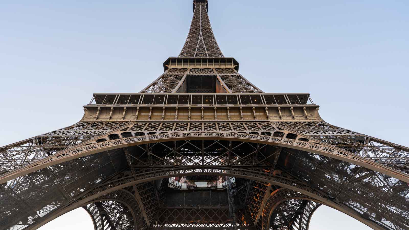 15 Tourist Traps You’ll Wish You Had Avoided