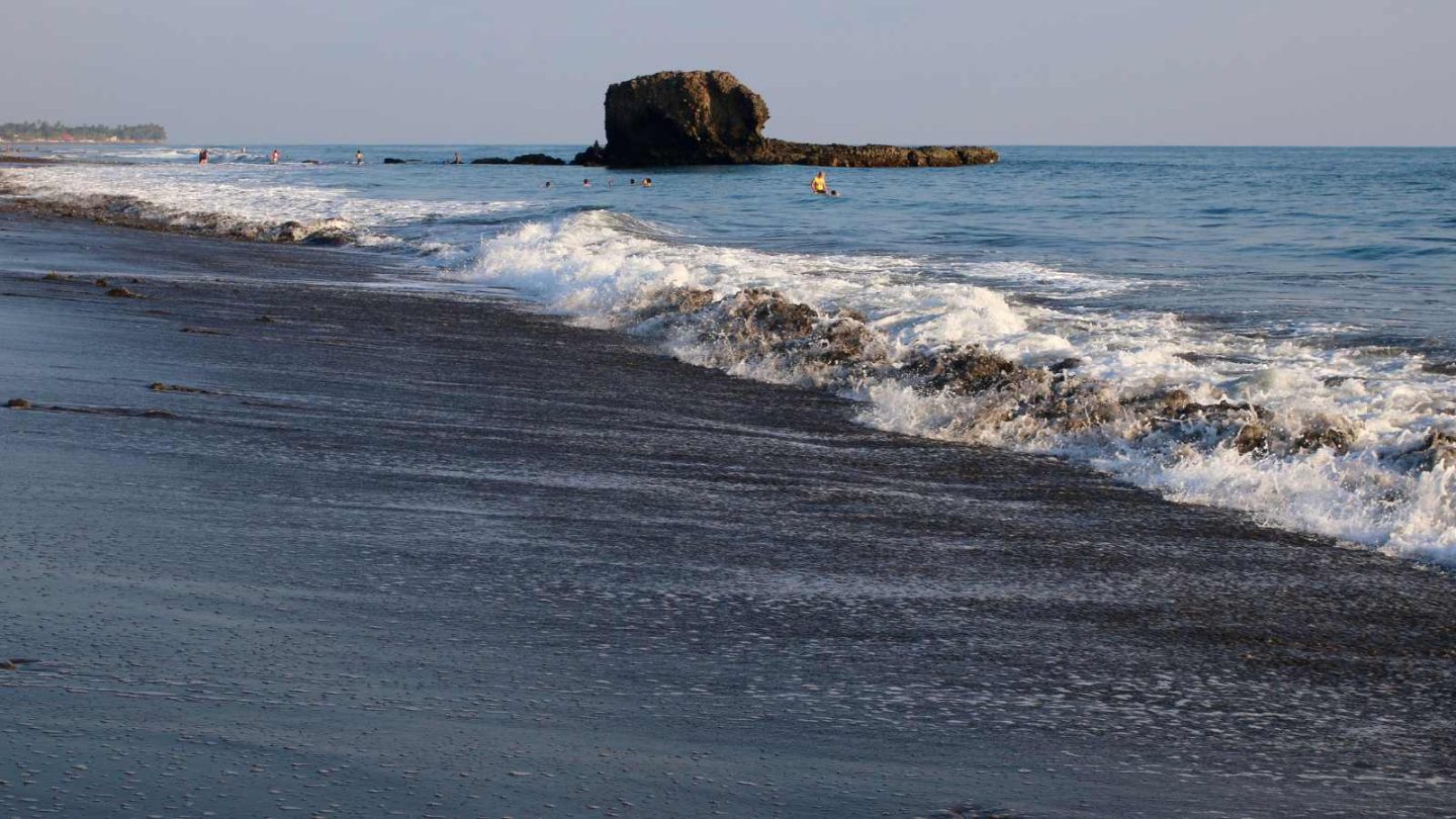 15 Destinations That May Look Safe but Are Too Risky to Visit Alone