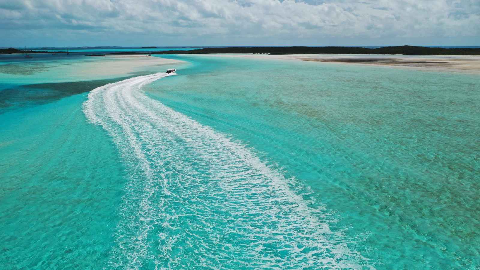15 Caribbean Islands with the Most Crystal-Clear Waters You Have to See