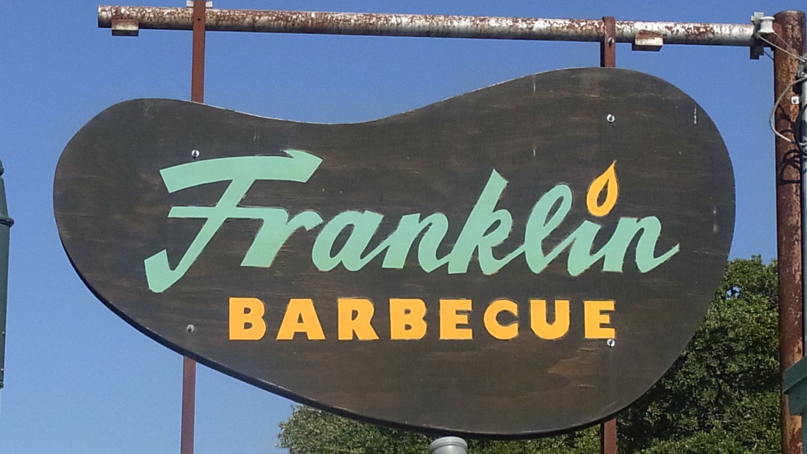 Must-Visit Diners, Drive-Ins, and Dives Across the U.S.