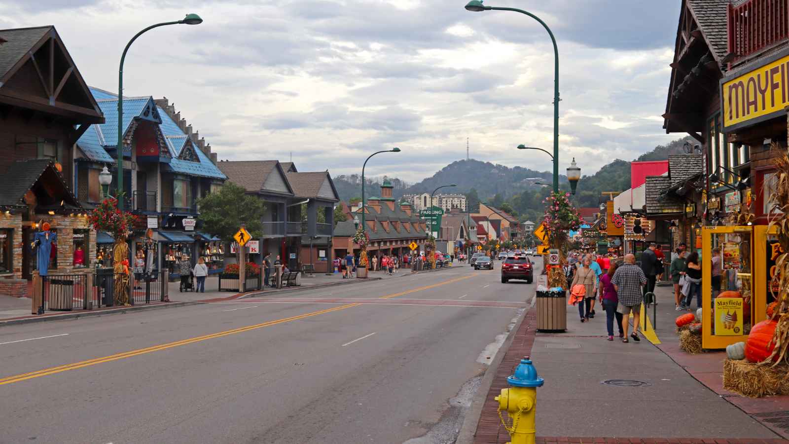 15 Gorgeous Mountain Towns That Won’t Break the Bank