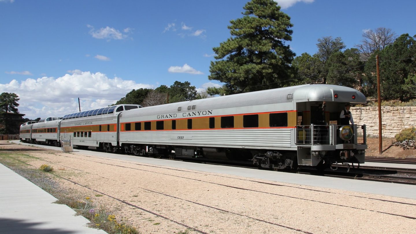 Epic Train Journeys You Can Take in America