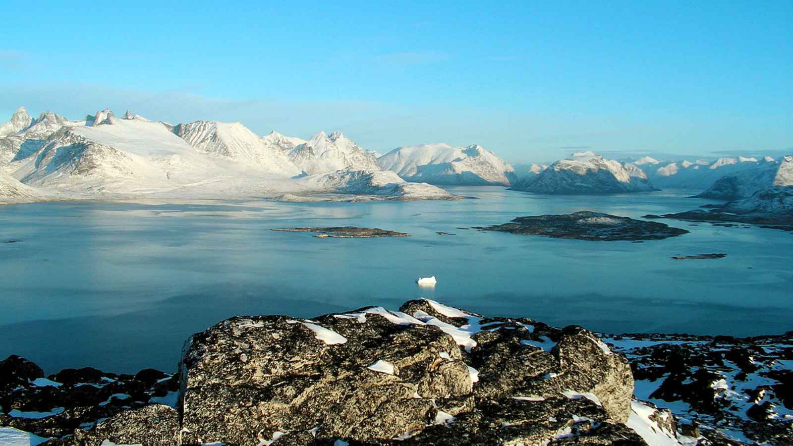 The Best Places to Visit in 2025 – Revealed by The New York Times!